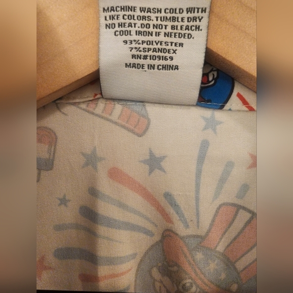 Buc-ees 4th of July America USA Button Down Shirt Mens Medium - Picture 6 of 6